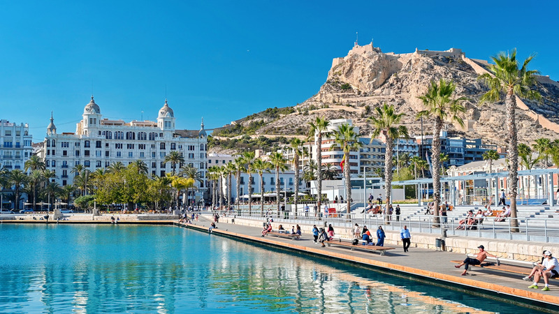 free tour alicante historia leyendas curiosidades family friendly